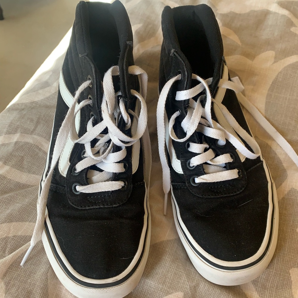 Gently used high top Vans. Black and White